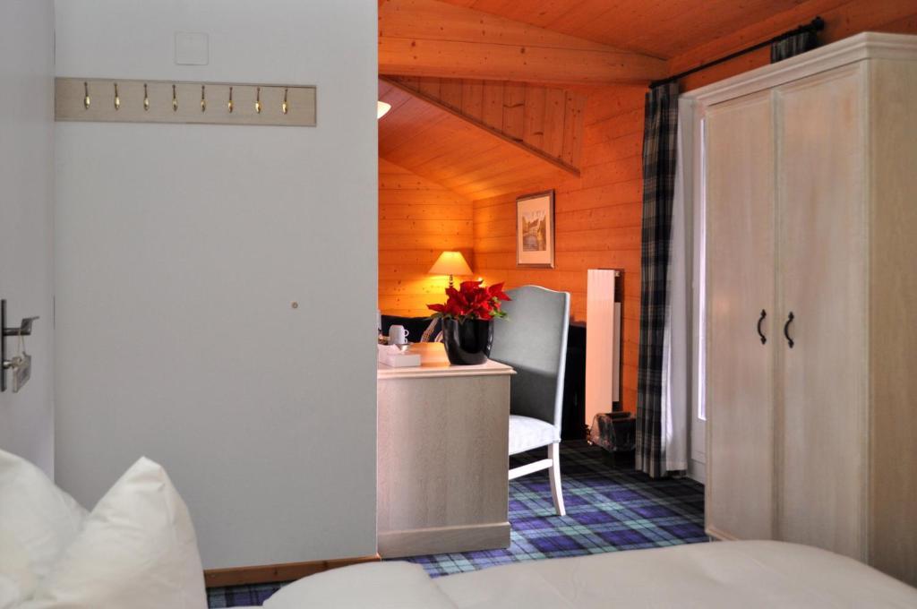 Hotel De La Paix Champéry Стая снимка