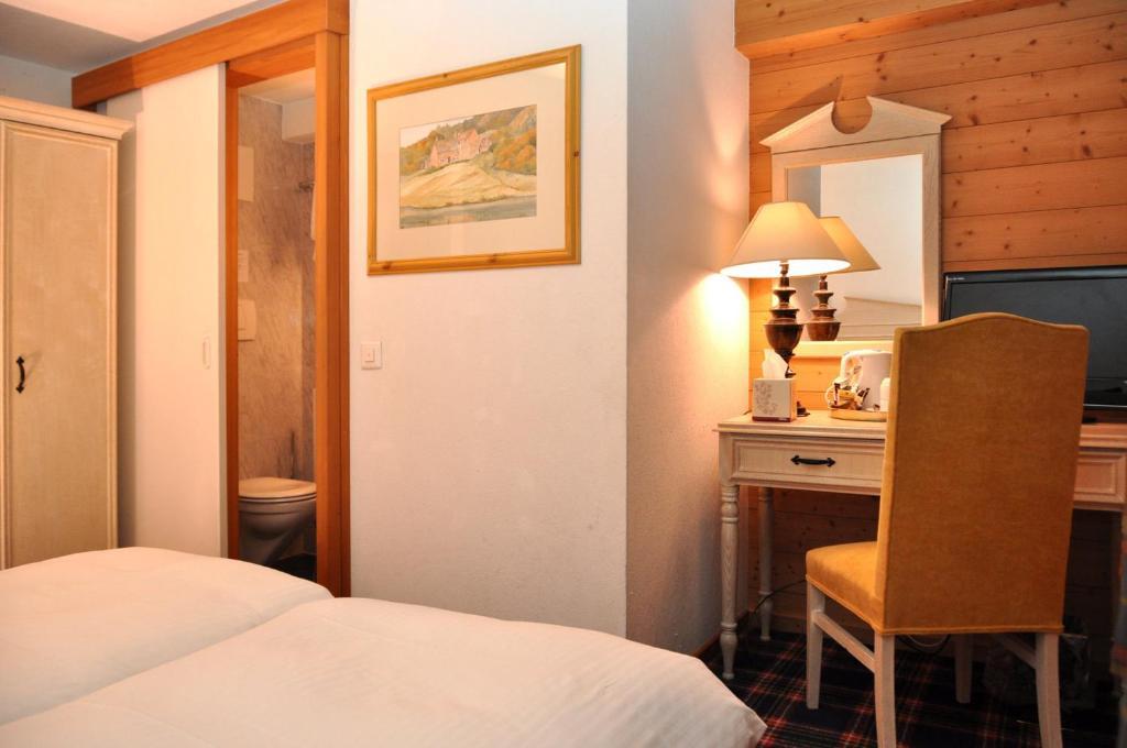 Hotel De La Paix Champéry Стая снимка