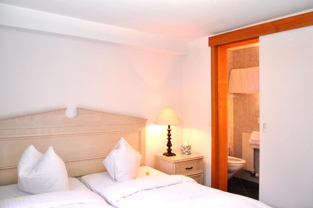 Hotel De La Paix Champéry Стая снимка