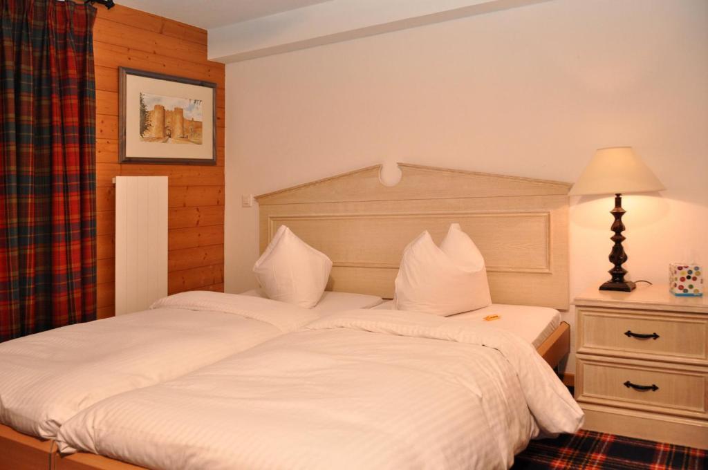 Hotel De La Paix Champéry Стая снимка