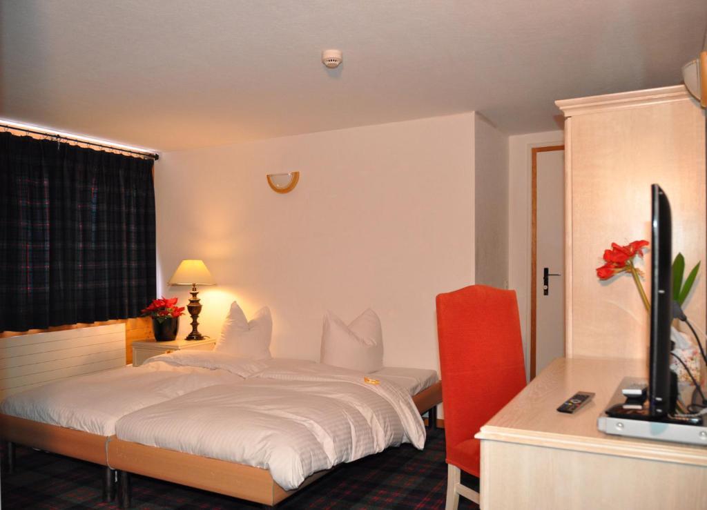 Hotel De La Paix Champéry Стая снимка