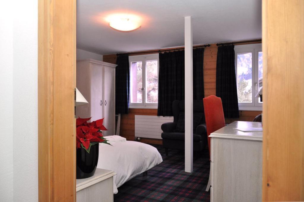 Hotel De La Paix Champéry Стая снимка