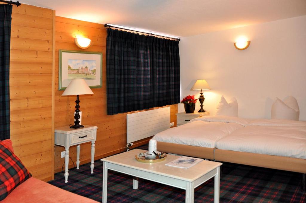 Hotel De La Paix Champéry Стая снимка