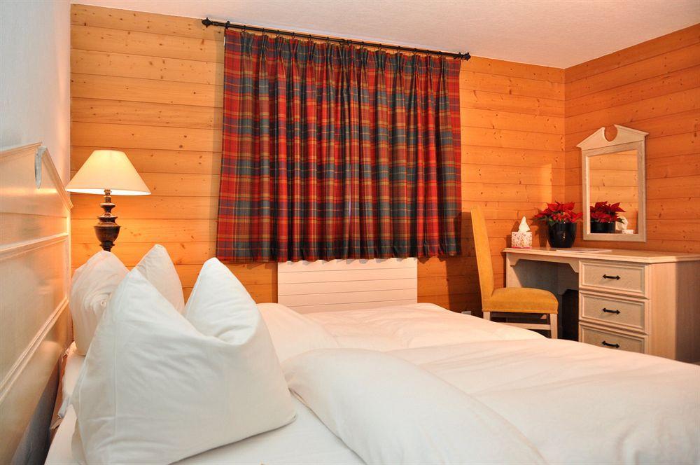 Hotel De La Paix Champéry Екстериор снимка